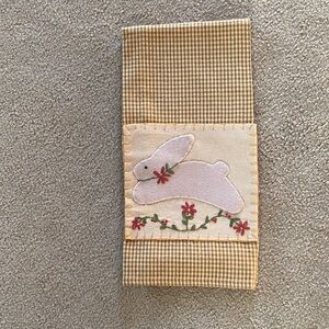 Embroidered Bunny Appliqué Tea Towel in Beige & Pink